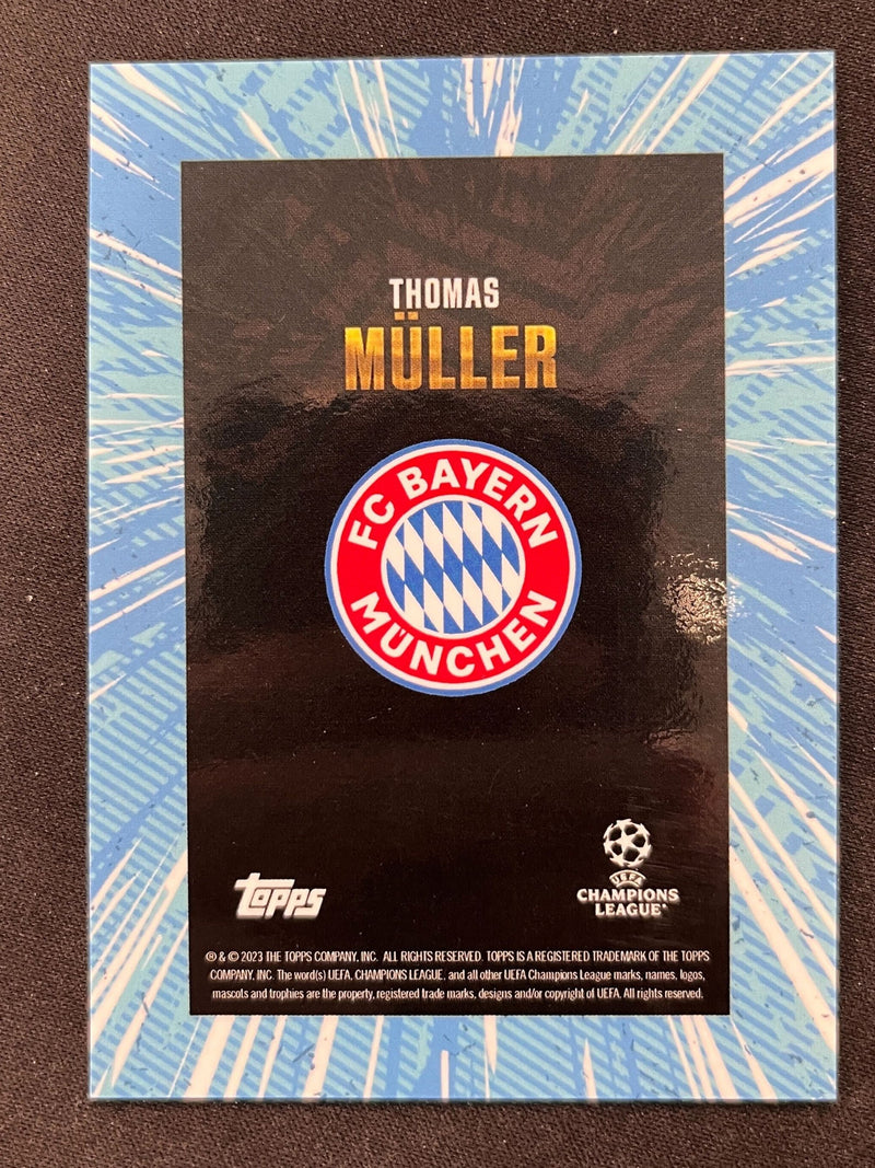 Thomas Müller /49 Autograph [2022/23 Topps Gold X Dan Leydon]